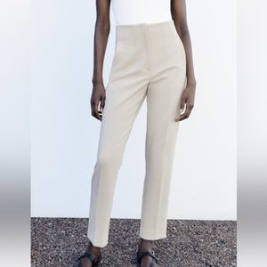 Zara High Waisted Pants in Oyster White - Medium